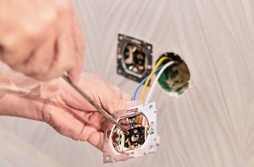 Ankara Yenimahalle Elektrik Tadilatı